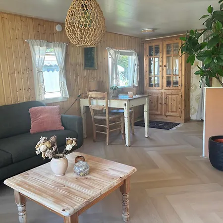 Holiday home Sfeervolle Vakantiewoning *